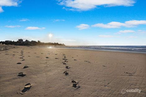 38 Maloja Ave, Caloundra, QLD 4551