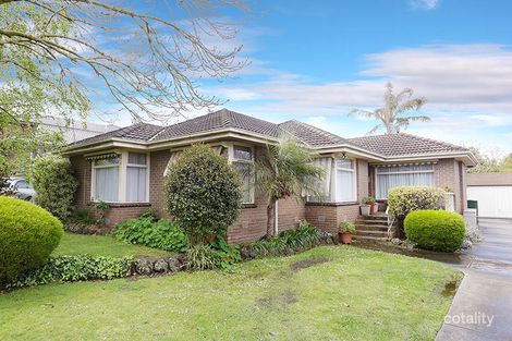 Property photo of 10 Diamond Avenue Glen Waverley VIC 3150