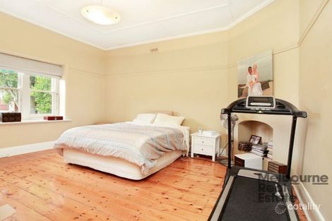 Property photo of 5 Hillcrest Road Glen Iris VIC 3146