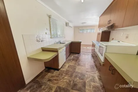 Property photo of 17 Arnold Street Kepnock QLD 4670