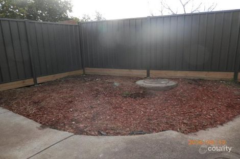 Property photo of 2/13 Coorong Court Meadow Heights VIC 3048