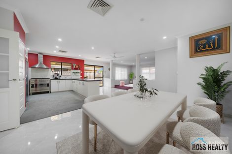 Property photo of 4 Turnstone Glade Bennett Springs WA 6063