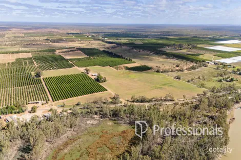 3744 Kulkyne Way, Colignan, VIC 3494