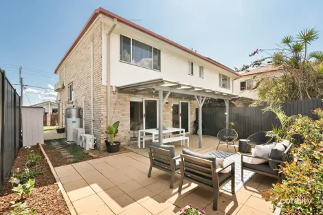 Property photo of 2/73 Sunbeam Street Annerley QLD 4103