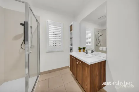 Property photo of 21 Maritime Circuit Point Cook VIC 3030