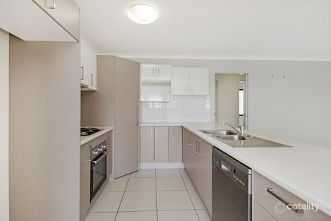 Property photo of 17 Kennedy Close Glen Eden QLD 4680
