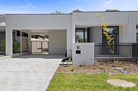 8b Percival St, Holder, ACT 2611