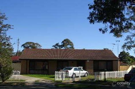 15 Richmond Cl, St Johns Park, NSW 2176