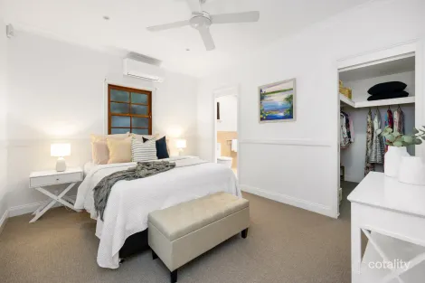 Property photo of 2 Rowsley Street Greenslopes QLD 4120