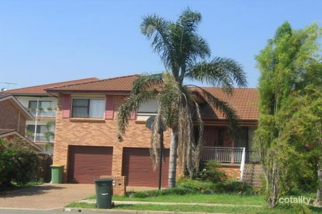 40 Kingfisher Ave, Bossley Park, NSW 2176