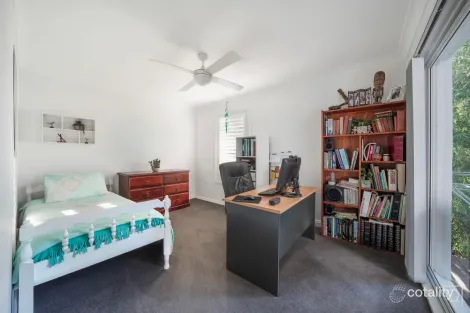 Property photo of 10 The Peninsula Corlette NSW 2315