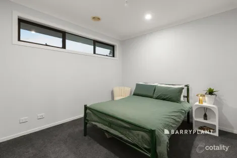 Property photo of 13 Agnoleto Court Bunyip VIC 3815