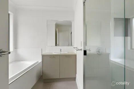 Property photo of 3 Ashburton Crescent Sippy Downs QLD 4556