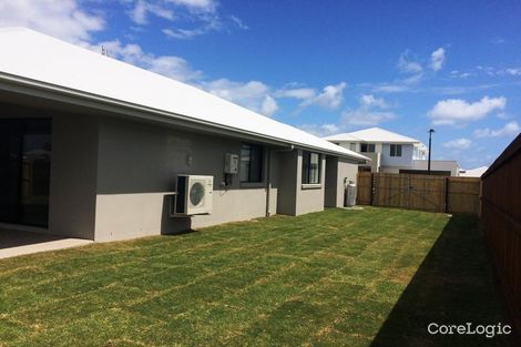 27 Tamborine Cl, Mountain Creek, QLD 4557