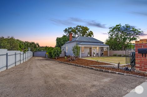 Property photo of 32 Victoria Street Eaglehawk VIC 3556