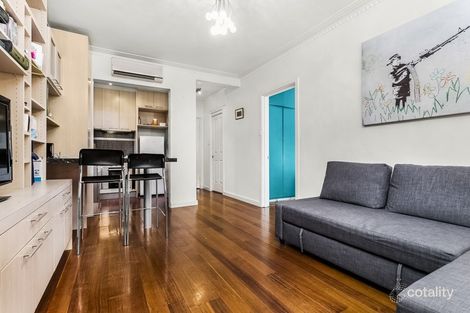Property photo of 2/91 Ormond Esplanade Elwood VIC 3184