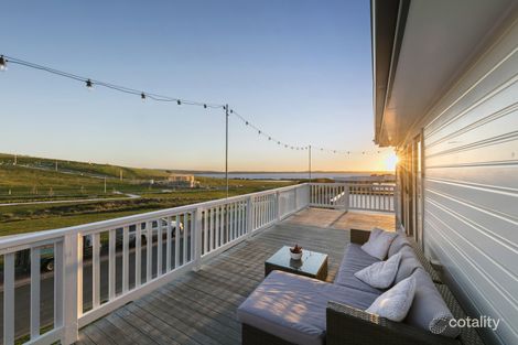 Property photo of 12 Heatherbell Mews San Remo VIC 3925