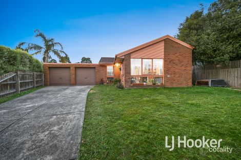 Property photo of 4 Debra Court Berwick VIC 3806