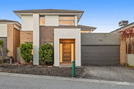 8 Barrier Reef Cct, Endeavour Hills, VIC 3802