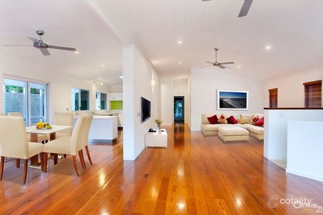 Property photo of 9 Maher Terrace Sunshine Beach QLD 4567