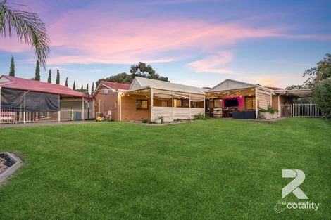 Property photo of 2 Narang Court Gulfview Heights SA 5096