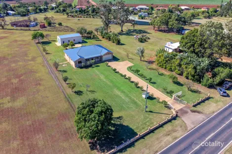 576 Gin Gin Rd, Oakwood, QLD 4670