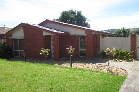 2 Emerald Ct, Narre Warren, VIC 3805