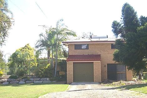 13 Mcdougall Cl, Silkstone, QLD 4304