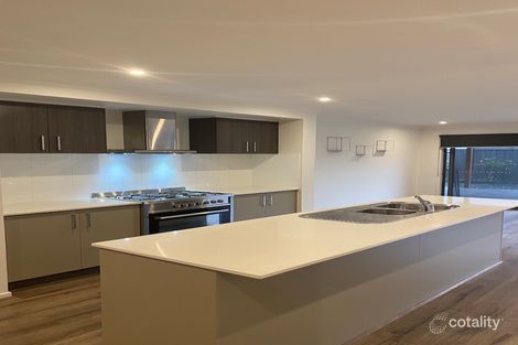 Property photo of 69 Corymbia Promenade Pakenham VIC 3810