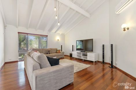 Property photo of 5 Deakin Court Kelmscott WA 6111