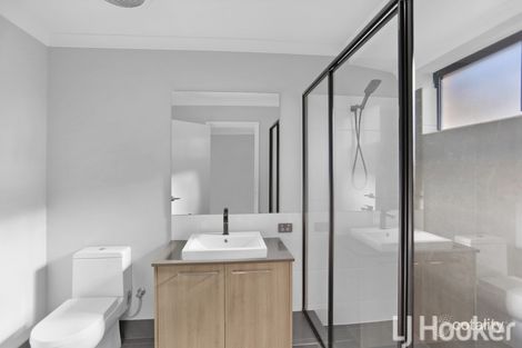 Property photo of 26 Pingle Drive Greenfields WA 6210