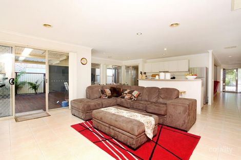 Property photo of 32 Loddon Drive Taylors Hill VIC 3037