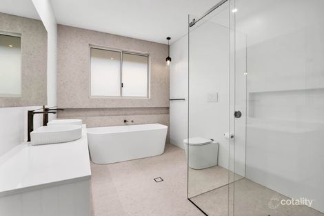 Property photo of 5 Boongala Crescent Melonba NSW 2765