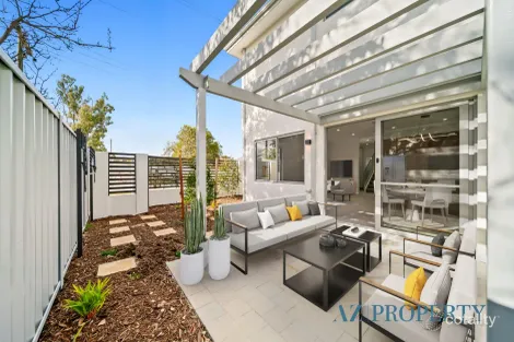 Property photo of 1/13 Central Terrace Beckenham WA 6107