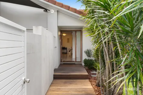 Property photo of 7 Waratah Close Coolum Beach QLD 4573