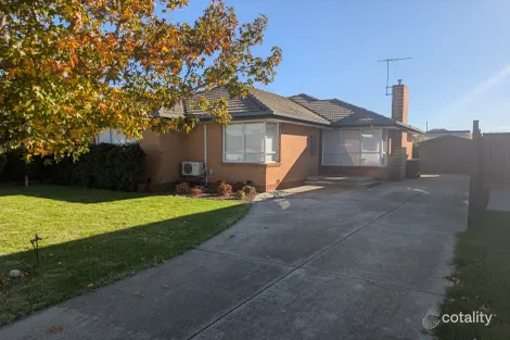 24 Roberts St, Keilor East, VIC 3033