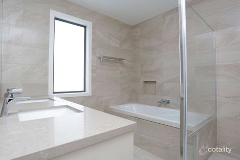 Property photo of 2/58 Albert Street Mount Waverley VIC 3149