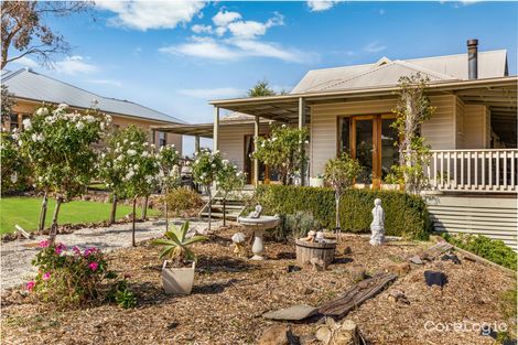 Property photo of 11 Roberts Street Maldon VIC 3463