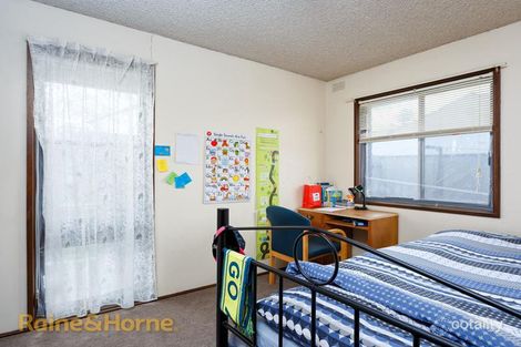 Property photo of 1/76 Fay Avenue Kooringal NSW 2650