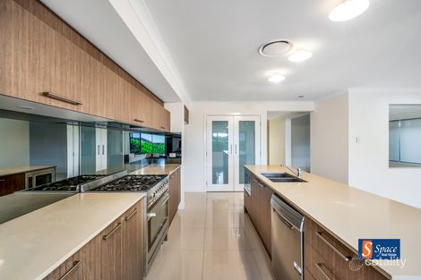 Property photo of 11 Hinton Loop Oran Park NSW 2570