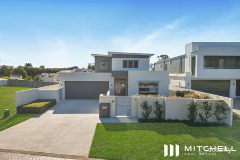 6274 Spyglass Hill, Hope Island, QLD 4212