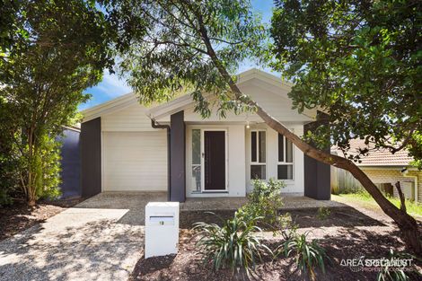 Property photo of 1 Oakvale Avenue Holmview QLD 4207