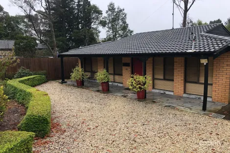 4 Heath St, Blackheath, NSW 2785