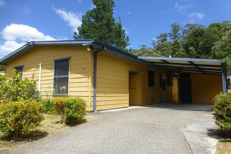 Property photo of 17 Chester Avenue Rosebery TAS 7470