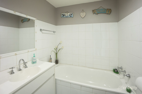 Property photo of 71 Wyoming Avenue Burrill Lake NSW 2539