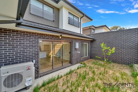 Property photo of 2/104A Royal Parade Reservoir VIC 3073