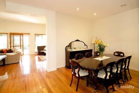 Property photo of 3 Treeby Boulevard Mordialloc VIC 3195