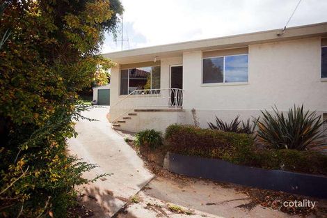 13 Hambly Pl, Karabar, NSW 2620