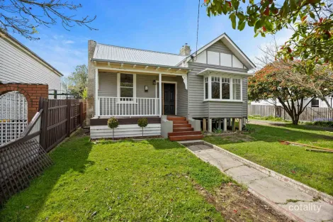 704 Lydiard St N, Soldiers Hill, VIC 3350