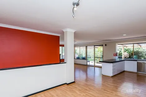 Property photo of 1 Pridmore Glen Clarkson WA 6030